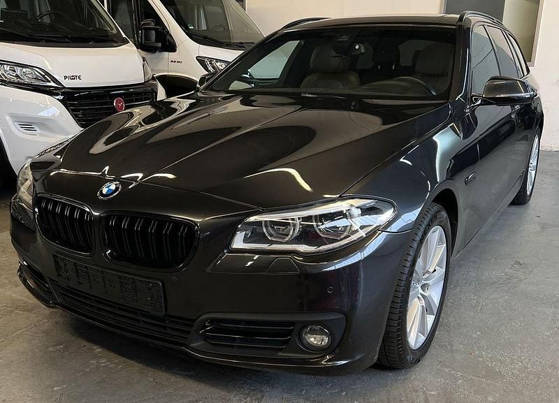 Grau Gebraucht 2015 BMW 530 Comfort Edition Kombi | 16.299 € (Guter Preis) - Bild 1/4
