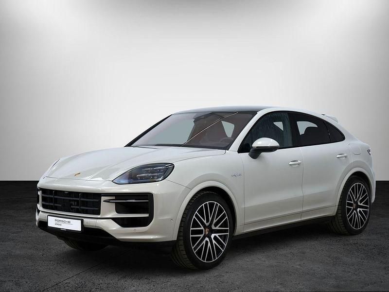 Gebraucht Porsche Cayenne Coupe 470 PS (345 kW) 2025 Beige Coupé