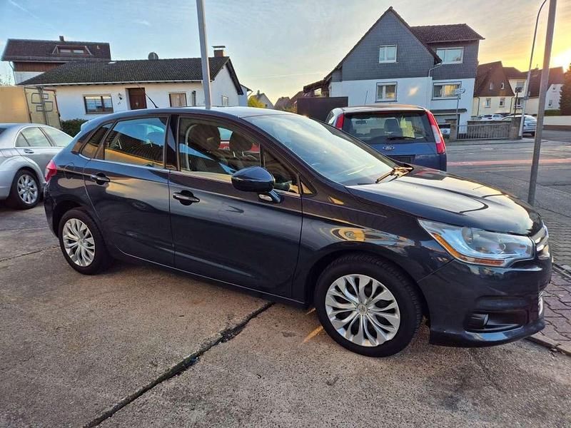 Graumetalic Gebraucht 2012 Citroën C4 Business Class Limousine | 5.299 € (Fairer Preis) - Bild 1/4