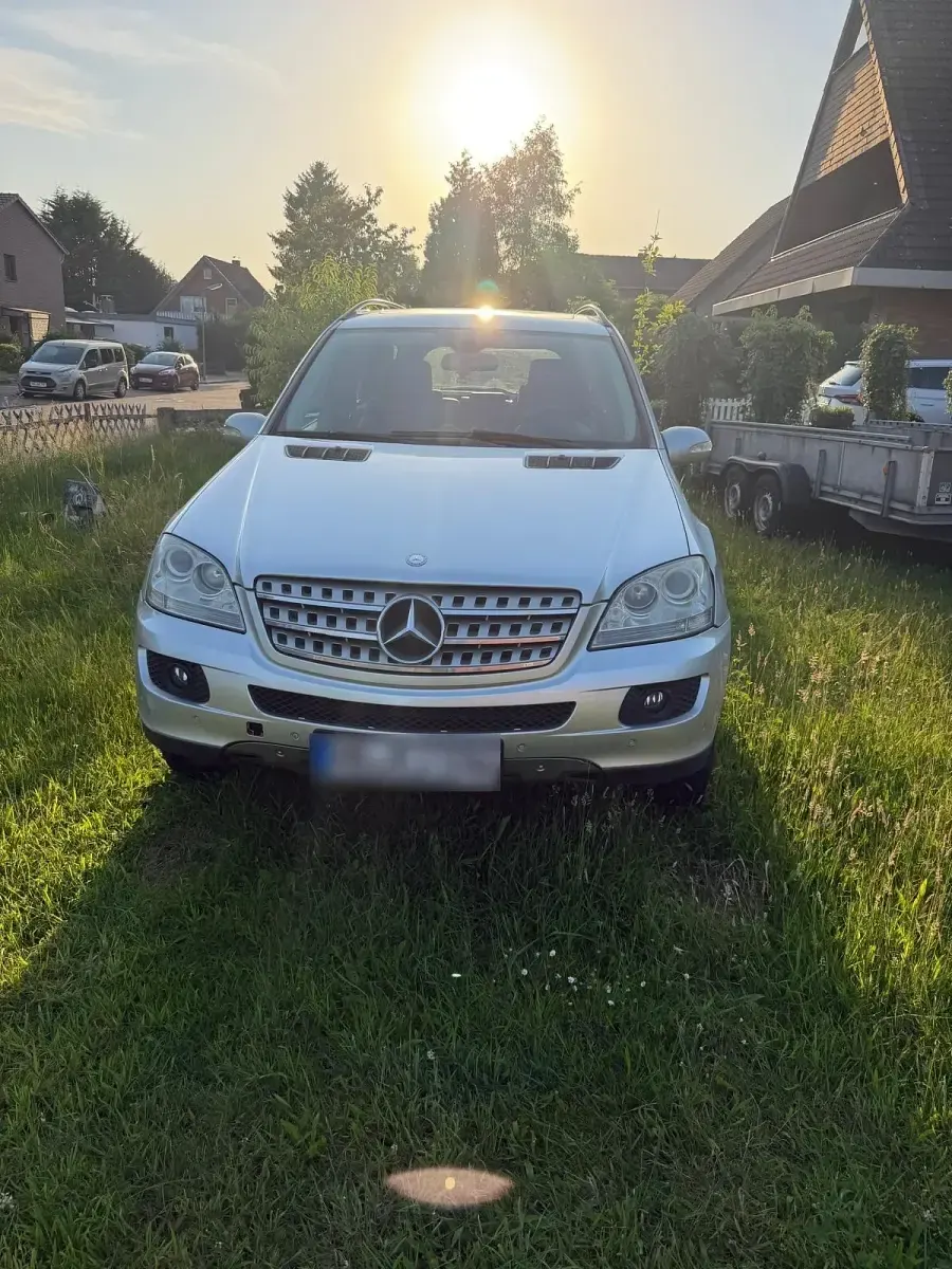 Gebraucht Mercedes ML280 190 PS (139 kW) 2007 Silber SUV