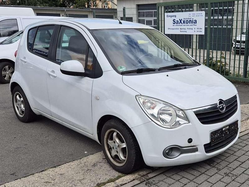 Perlmuttweiss/sugar white Gebraucht 2010 Opel Agila Edition Kleinwagen | 3.200 € (Guter Preis) - Bild 1/4