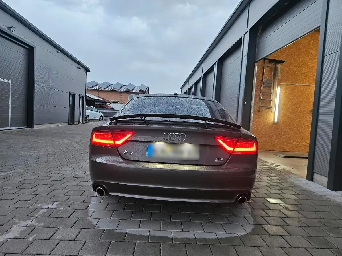Gebraucht Audi A7 S-Line 313 PS (230 kW) 2012 Grau Kleinwagen