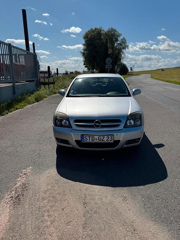 Silber Gebraucht 2003 Opel Vectra GTS Limousine | 4.650 € (Teuer) - Bild 1/4