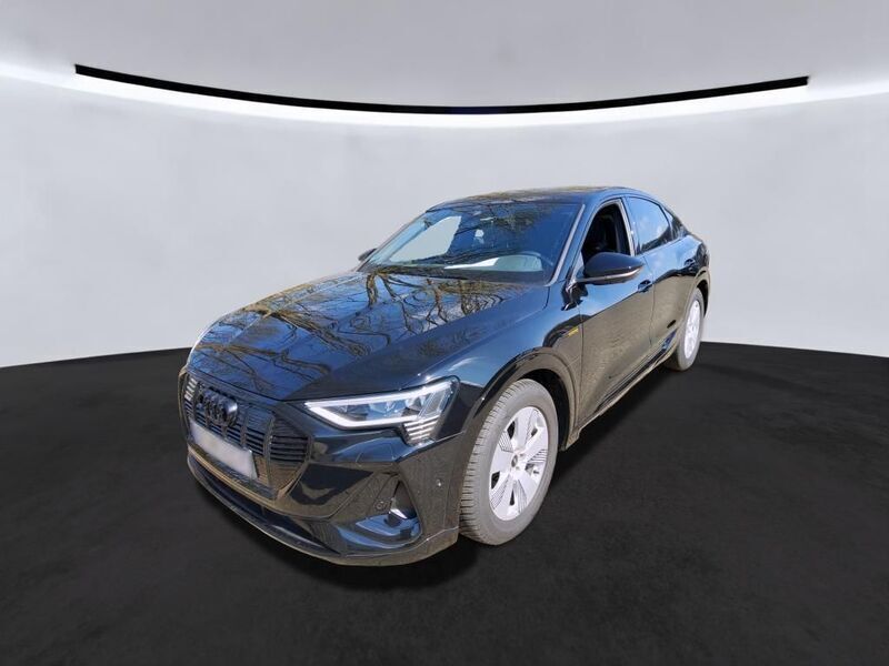 Brillantschwarz Gebraucht 2022 Audi e-tron Sportback S-Line SUV | 34.575 € (Guter Preis) - Bild 1/2