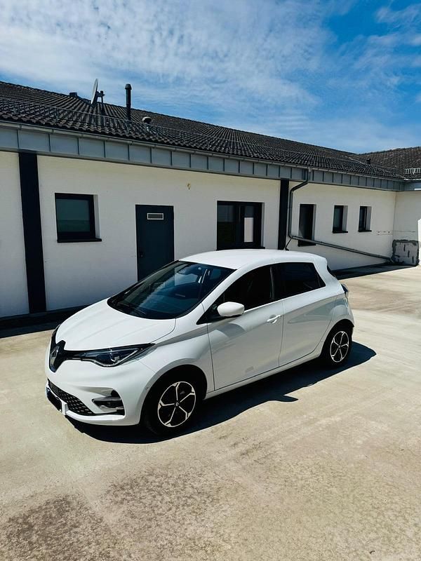 Weiß Gebraucht 2020 Renault Zoe Intens Kleinwagen | 11.199 € (Guter Preis) - Bild 1/4