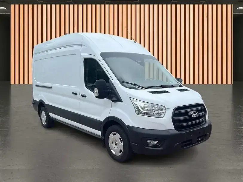 Gebraucht Ford Transit Trend 131 PS (96 kW) 2025 Weiß Limousine