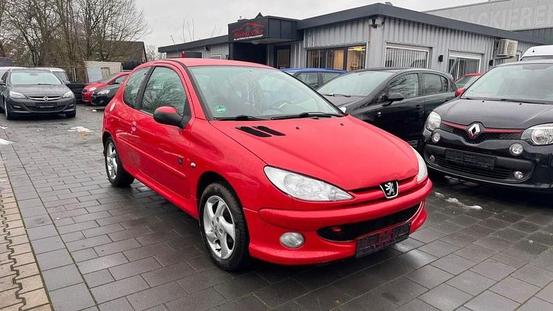 Gebraucht Peugeot 206 75 PS (55 kW) 2008 Rot Kleinwagen