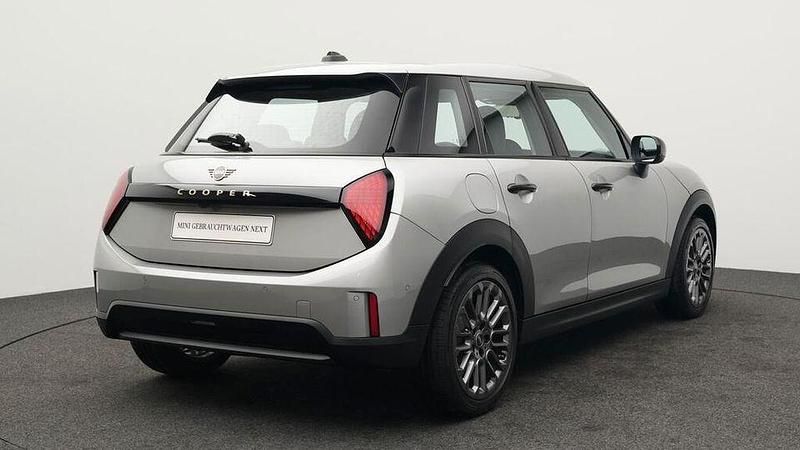 Gebraucht Mini Cooper 114 kW (156 PS) 2025 Silber Kleinwagen