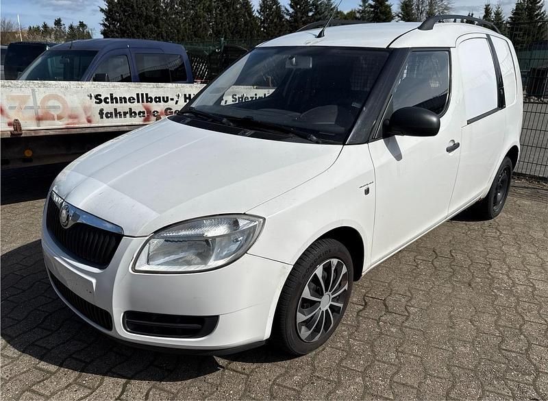 Gebraucht Skoda Roomster 60 PS (44 kW) 2007 Weiß Van / Kleinbus