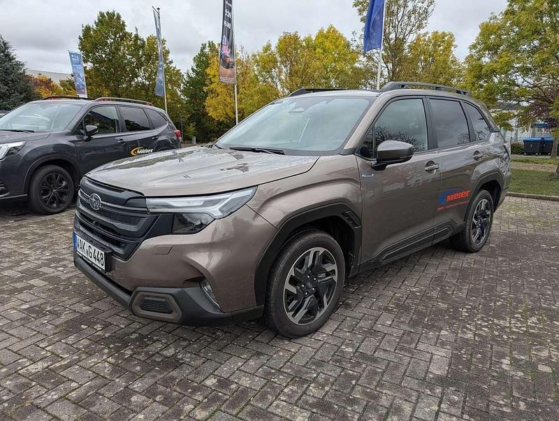 Gebraucht Subaru Forester Exclusive+ 136 PS (100 kW) 2025 Brilliant bronze SUV