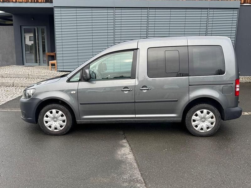 Gebraucht VW Caddy Trendline 102 PS (75 kW) 2012 Grau Van / Kleinbus