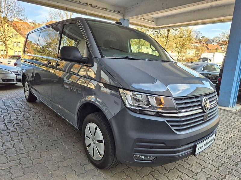 Gebraucht VW Transporter 150 PS (110 kW) 2022 Grau Van
