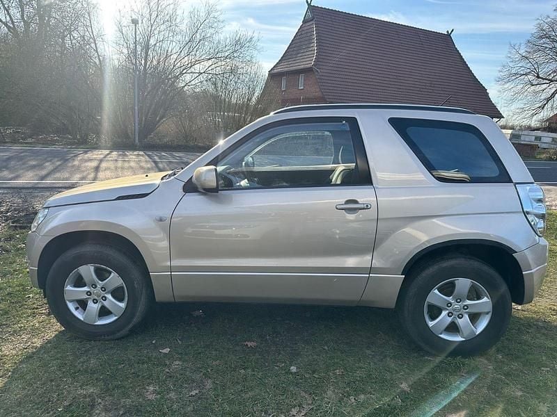 Gebraucht Suzuki Grand Vitara Club 106 PS (77 kW) 2008 Grau SUV