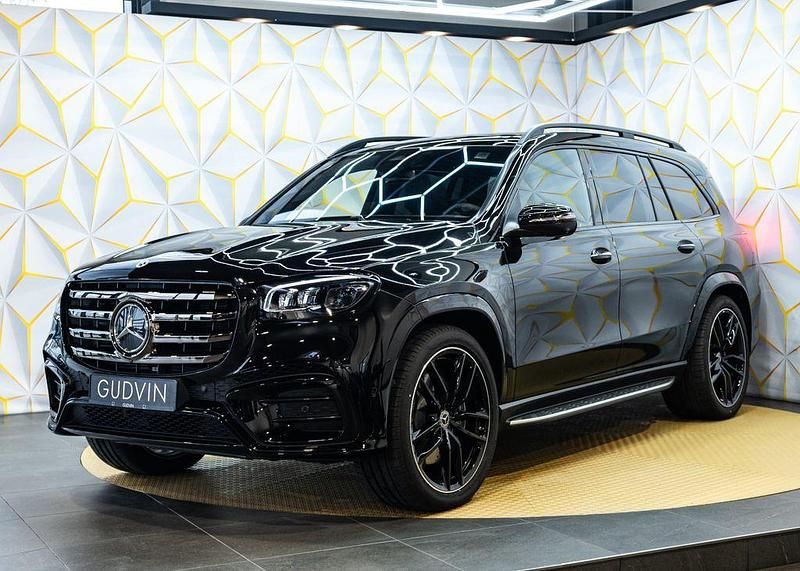 Neu Mercedes GLS450 AMG 367 PS (269 kW) 2026 Schwarz SUV