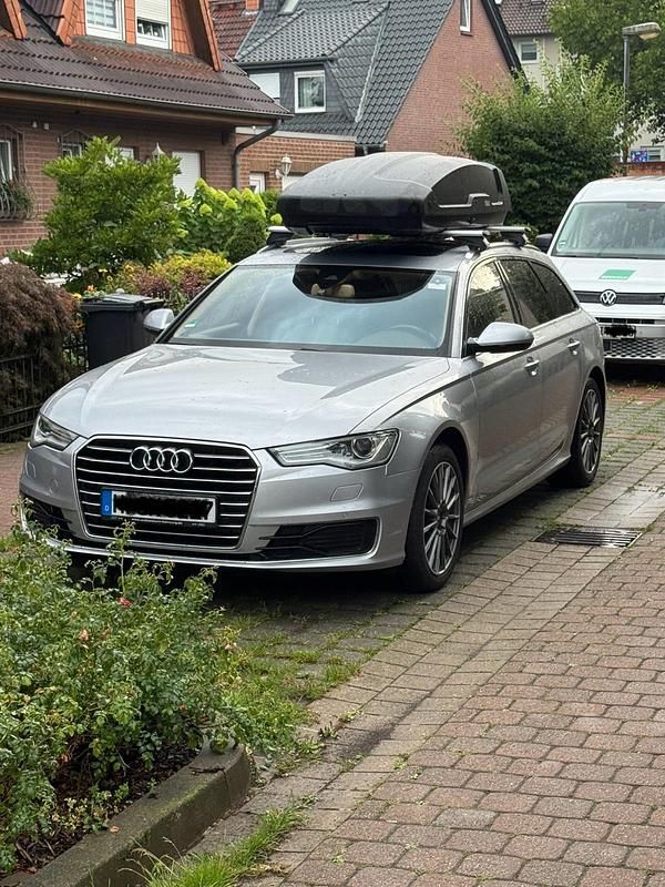 Grau Gebraucht 2016 Audi A6 Kombi | 15.100 € (Superpreis) - Bild 1/4