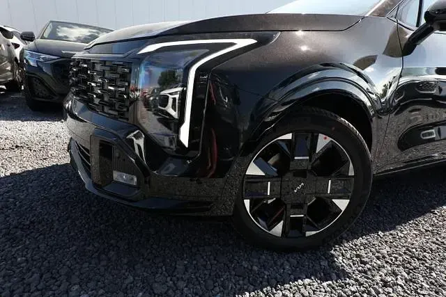 Neu Kia Sportage GT-Line 179 PS (131 kW) 2026 Zilinaschwarz metallic zilinaschwarz metallic SUV