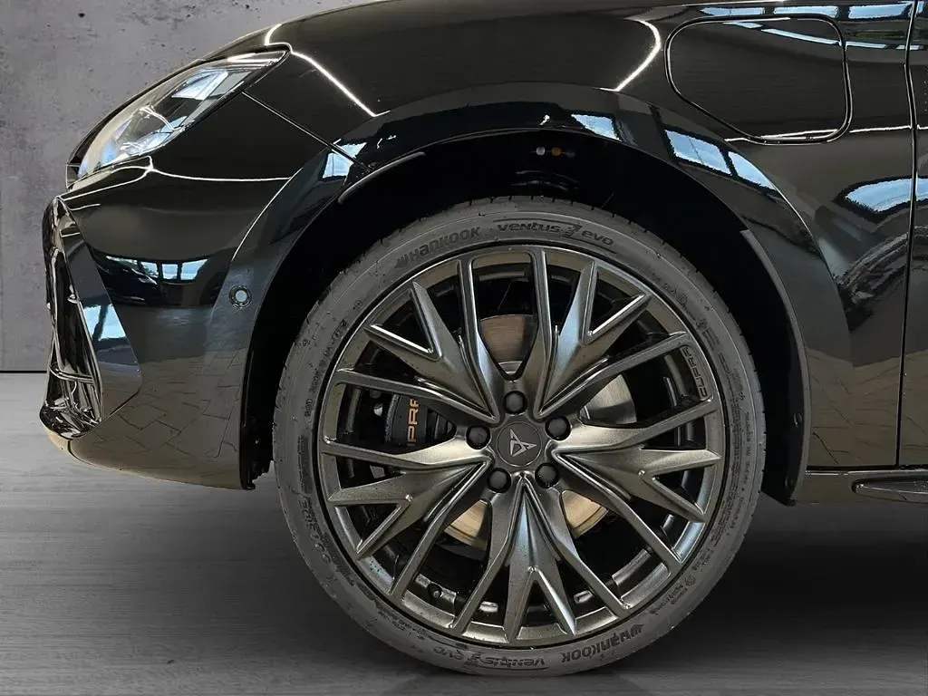 Neu Cupra Leon VZ 272 PS (200 kW) 2026 Grau Kombi