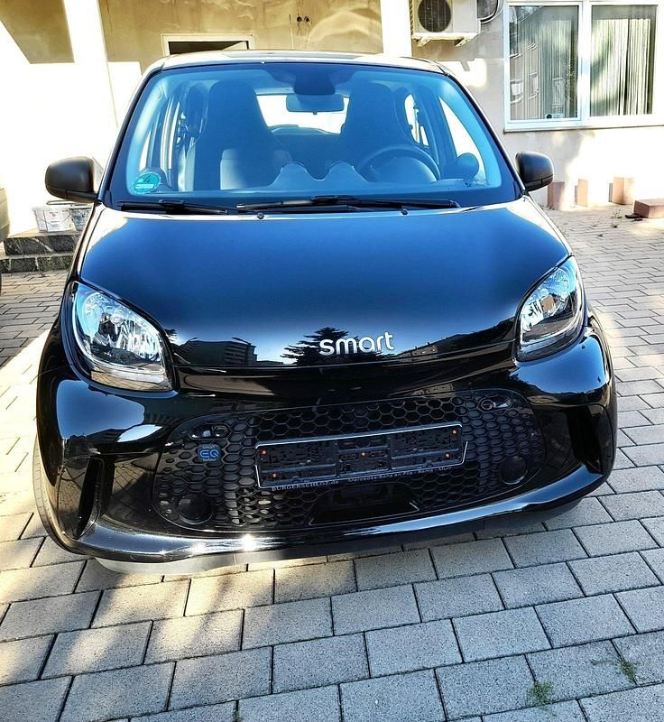 Gebraucht Smart ForFour Electric Drive 60 kW (82 PS) 2022 Schwarz Limousine