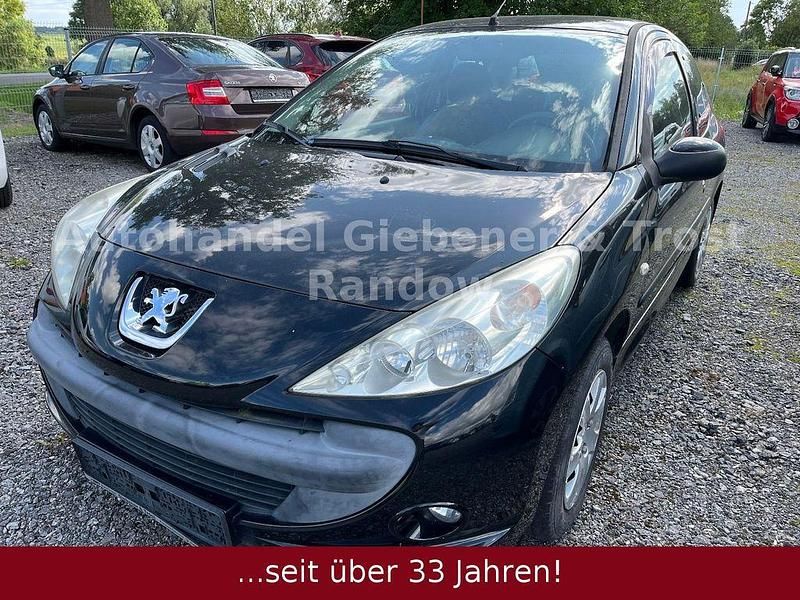 Schwarz Gebraucht 2012 Peugeot 206+ Urban Move Kleinwagen | 3.999 € (Teuer) - Bild 1/4