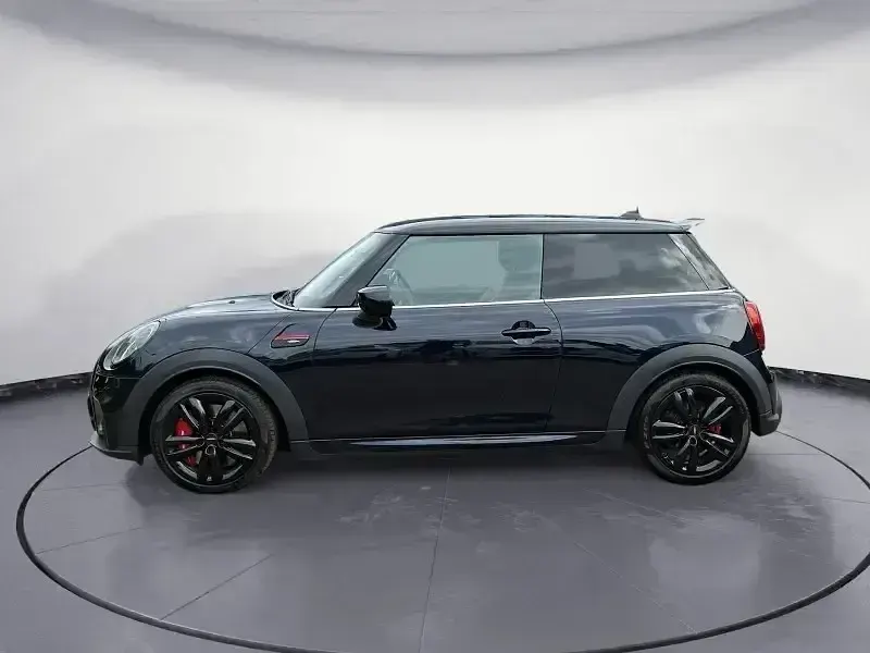 Gebraucht Mini John Cooper Works 231 PS (169 kW) 2022 Schwarz Kleinwagen
