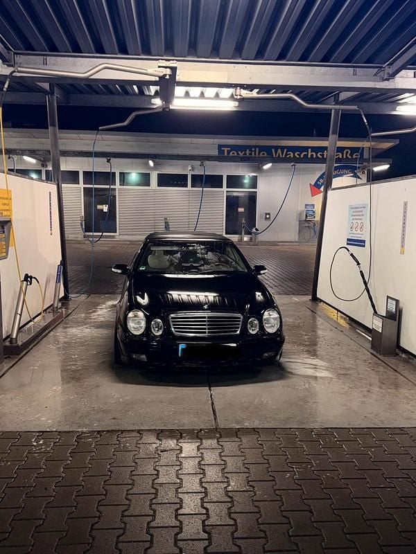 Schwarz Gebraucht 2000 Mercedes CLK230 Cabrio | 2.000 € (Superpreis) - Bild 1/4