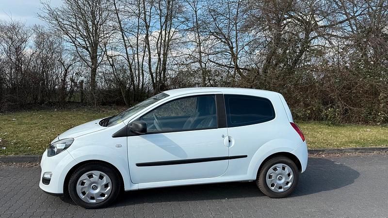 Weiß Gebraucht 2013 Renault Twingo Kleinwagen | 4.300 € - Bild 1/4