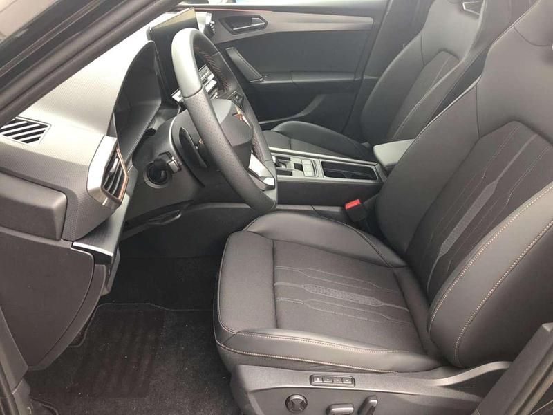 Gebraucht Cupra Leon 150 PS (110 kW) 2023 Mitternachtsschwarz Kombi