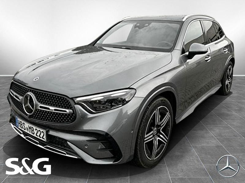 Grau Gebraucht 2024 Mercedes GLC220 AMG SUV | 56.823 € (Guter Preis) - Bild 1/4