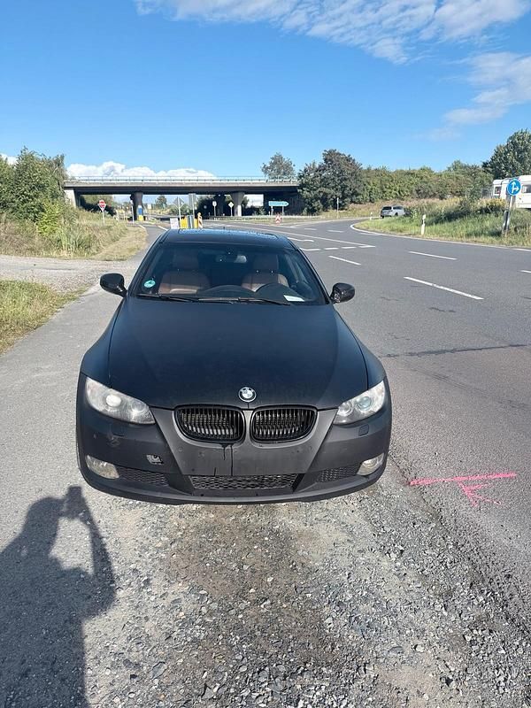 Gebraucht 2010 BMW 320 Coupé | 3.999 € (Superpreis) - Bild 1/4