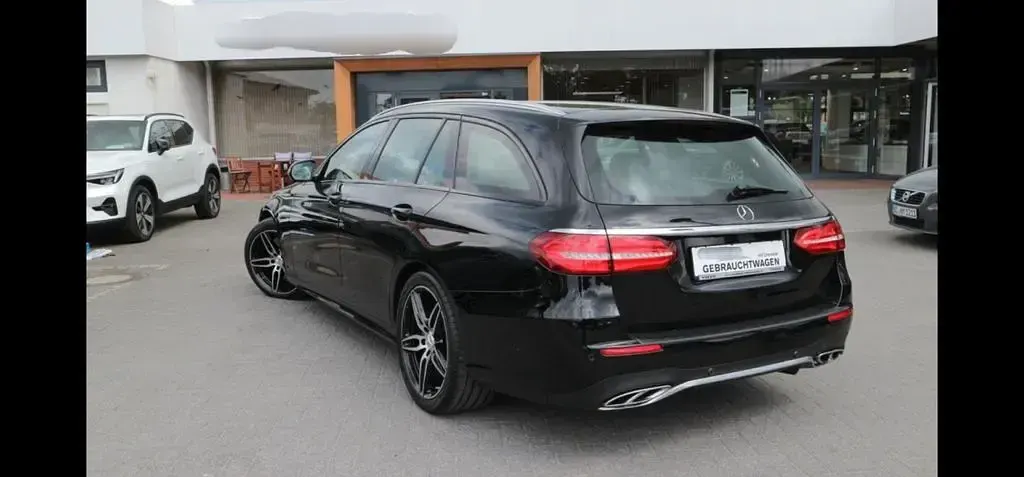 Gebraucht Mercedes E43 AMG AMG 401 PS (294 kW) 2018 Schwarz Limousine
