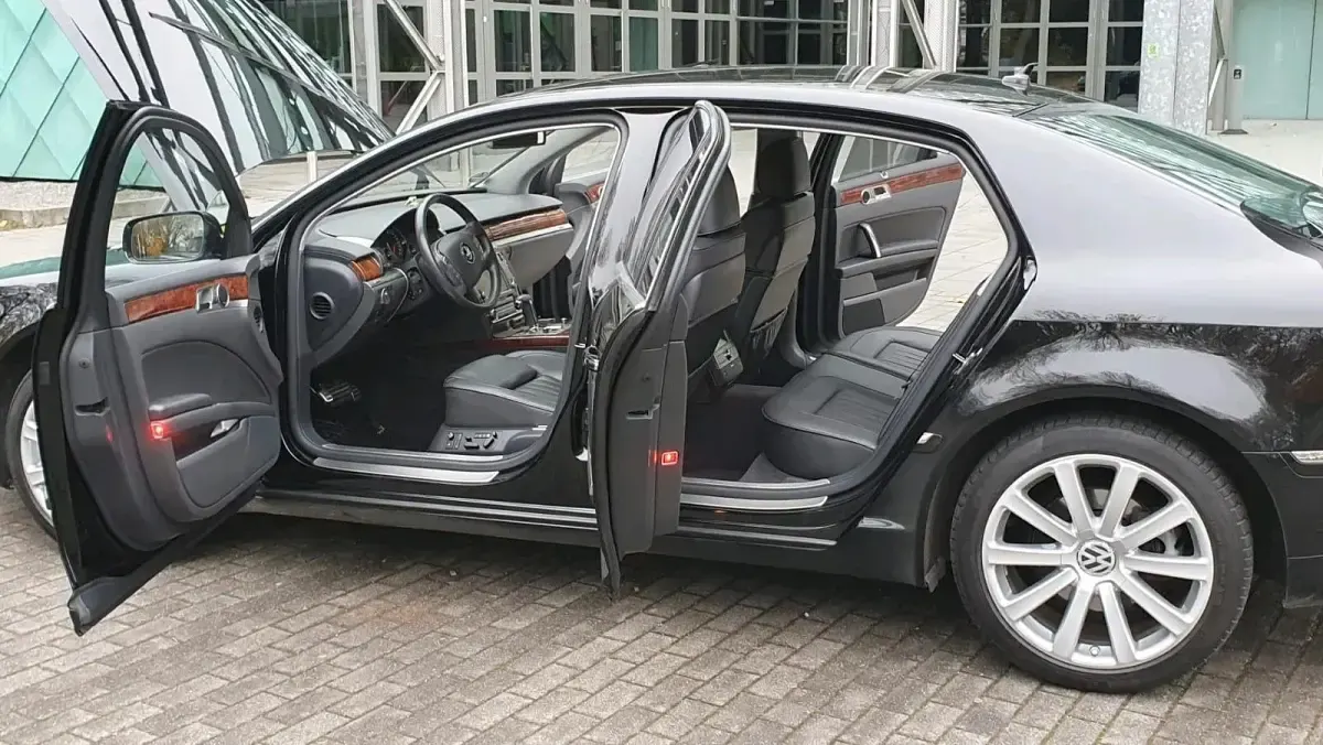 Gebraucht VW Phaeton 240 PS (176 kW) 2011 Limousine