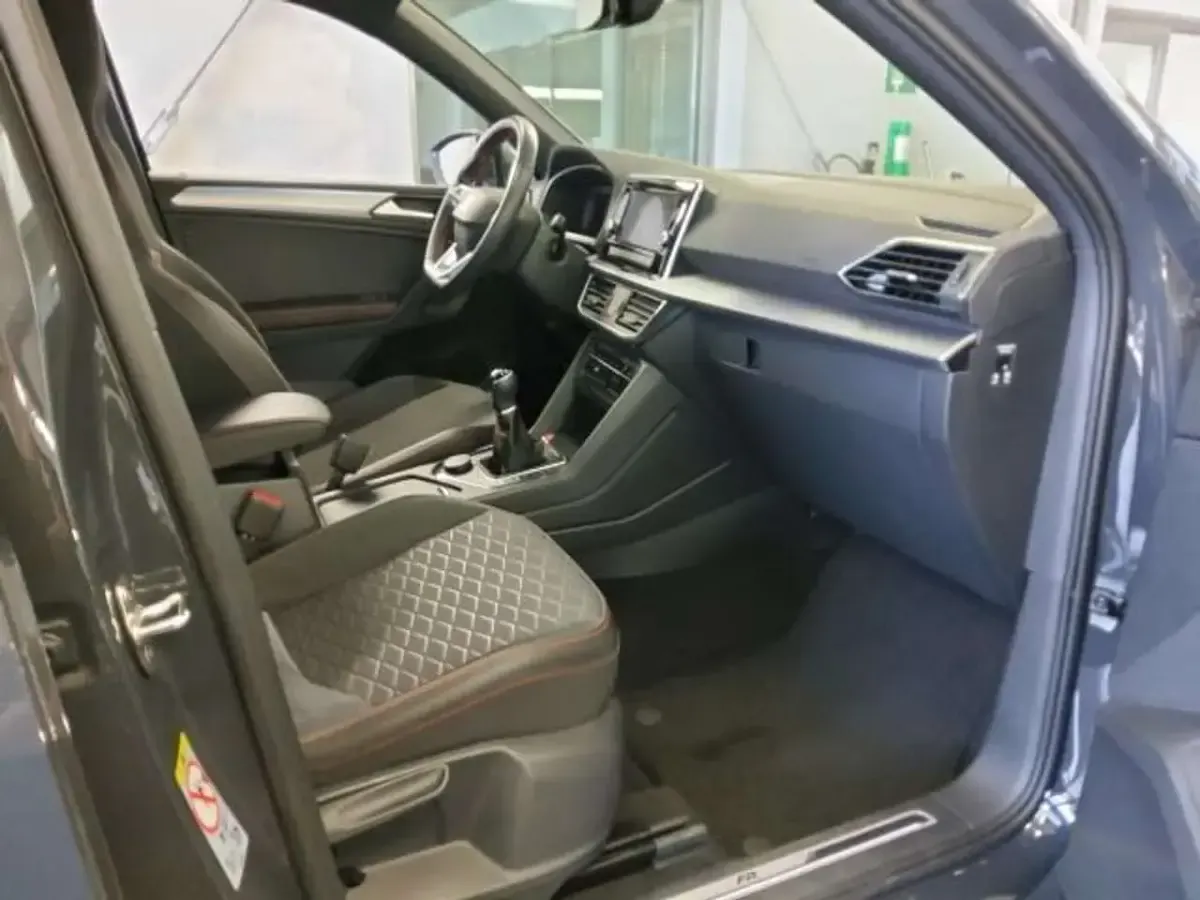 Gebraucht Seat Tarraco FR 150 PS (110 kW) 2023 Uranograu SUV