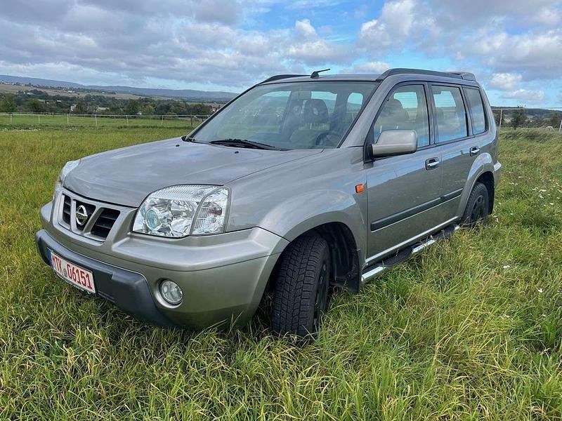 Grau Gebraucht 2002 Nissan X-Trail SUV | 6.000 € (Teuer) - Bild 1/4