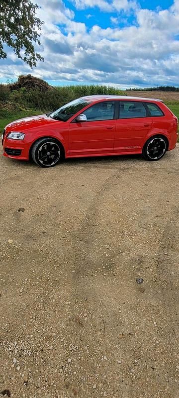 Rot Gebraucht 2009 Audi S3 Limousine | 15.800 € (Fairer Preis) - Bild 1/4