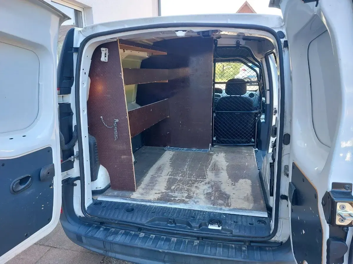 Gebraucht Renault Kangoo Basis 75 PS (55 kW) 2018 Weiß Van / Kleinbus