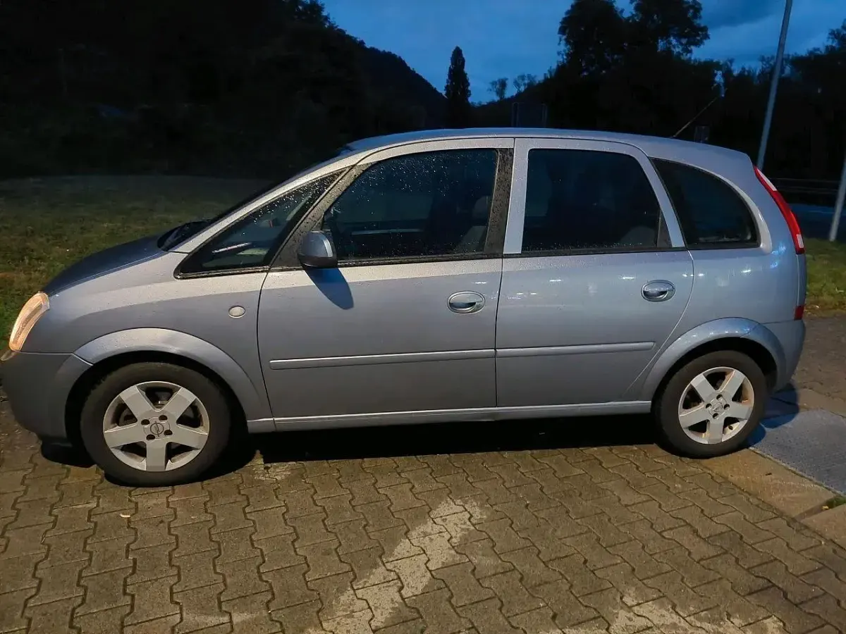 Usata Opel Meriva 2003 Grigio Monovolume