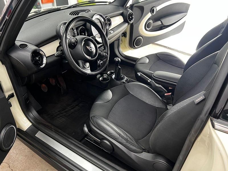 Gebraucht Mini Cooper Coupé 122 PS (89 kW) 2012 Weiß Coupé