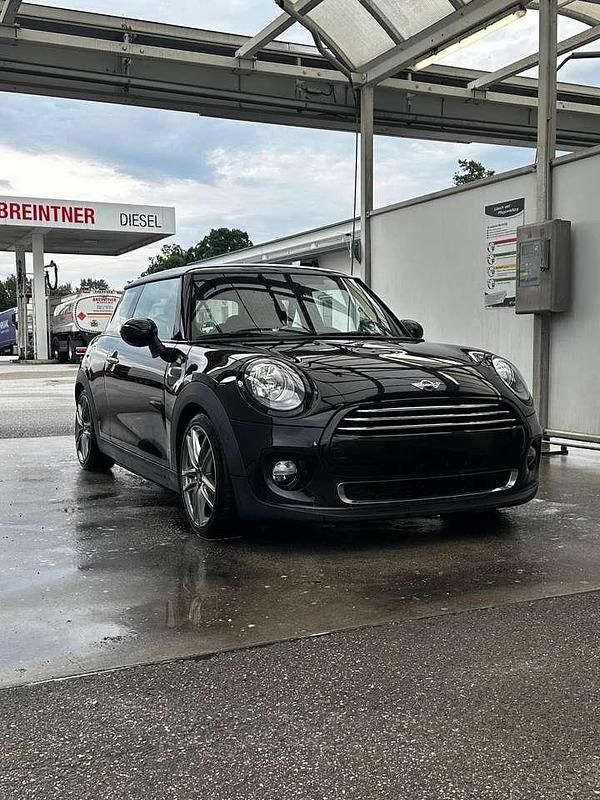 Schwarz Gebraucht 2016 Mini Cooper D Kleinwagen | 10.500 € (Etwas zu teuer) - Bild 1/4