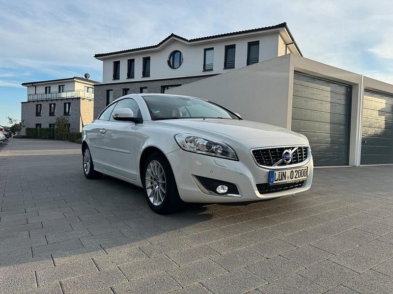 Weiß Gebraucht 2011 Volvo C70 Cabrio | 11.800 € (Fairer Preis) - Bild 1/4