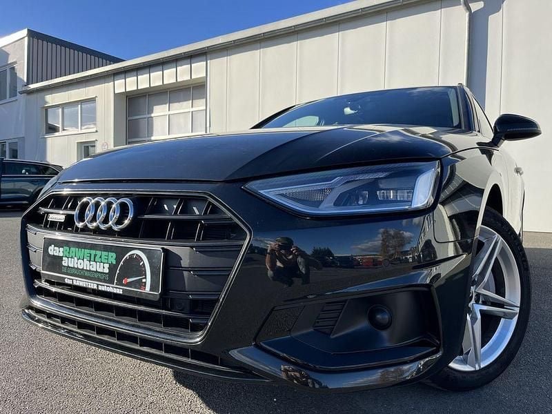 Second-hand Audi A4 Advanced Plus 204 CP (150 kW) 2023 Negru Break