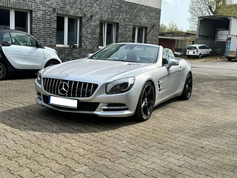 Silber Gebraucht 2012 Mercedes SL350 Cabrio | 36.900 € (Etwas zu teuer) - Bild 1/4