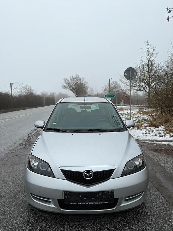 Gebraucht Mazda 2 80 PS (58 kW) 2004 Silber Kleinwagen