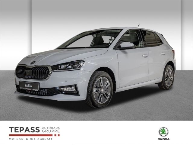 Weiss Neu 2025 Skoda Fabia Tour Kleinwagen | 28.299 € (Teuer) - Bild 1/4