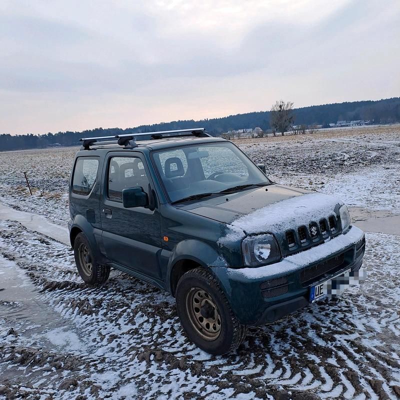 Grün Gebraucht 2007 Suzuki Jimny SUV | 4.800 € (Superpreis) - Bild 1/4