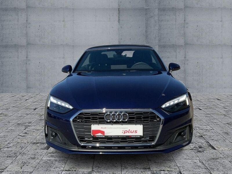 Gebraucht Audi A5 Cabriolet Ambiente 150 PS (110 kW) 2024 Navarrablau metallic Cabrio
