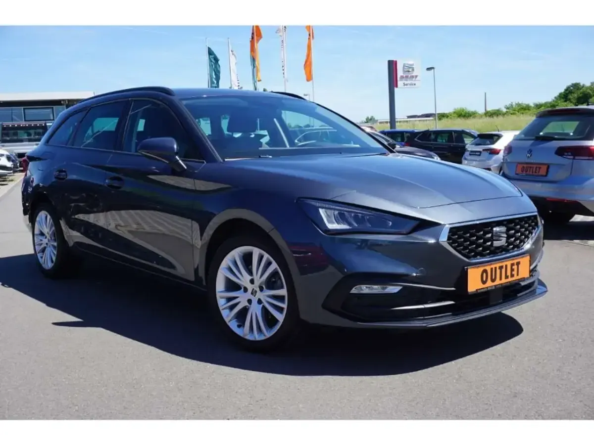 Gebraucht Seat Leon 150 PS (110 kW) 2024 Grau Kombi