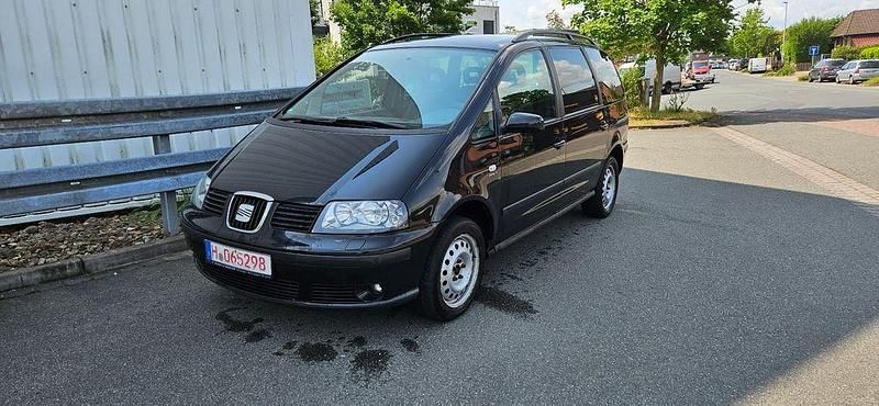 Schwarz Gebraucht 2008 Seat Alhambra Reference Van / Kleinbus | 2.900 € (Fairer Preis) - Bild 1/4