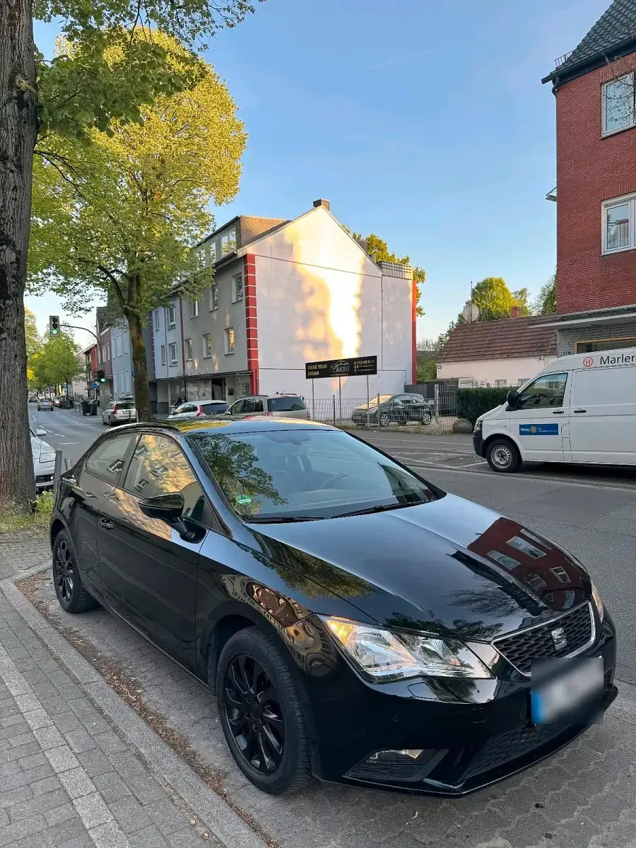 Usata Seat Leon 115 CV (84 kW) 2016 Nero Utilitaria