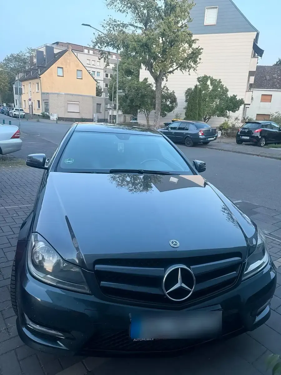 Gebraucht Mercedes 250 204 PS (150 kW) 2012 Coupé