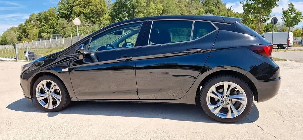 Gebraucht Opel Astra 150 PS (110 kW) 2017 Schwarz Limousine